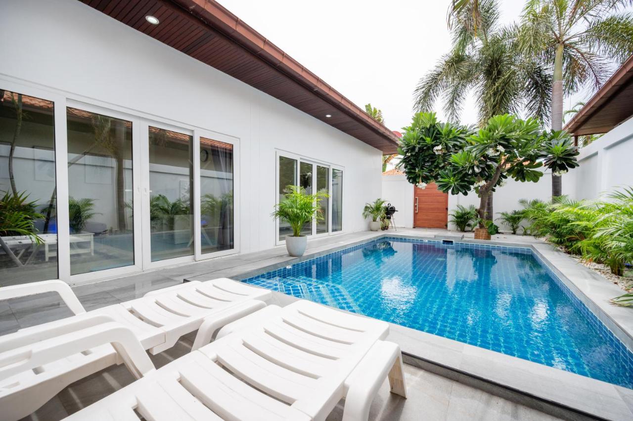 Majestic Residence Pool Villas 2 Bedrooms Private Beach 芭達亞 外观 照片